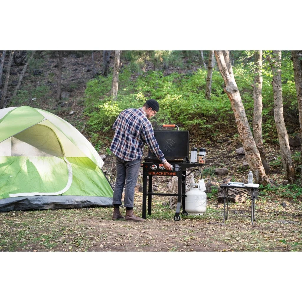 Blackstone 22" On The Go Propane Gas Cart Griddle With Hood - Image 9