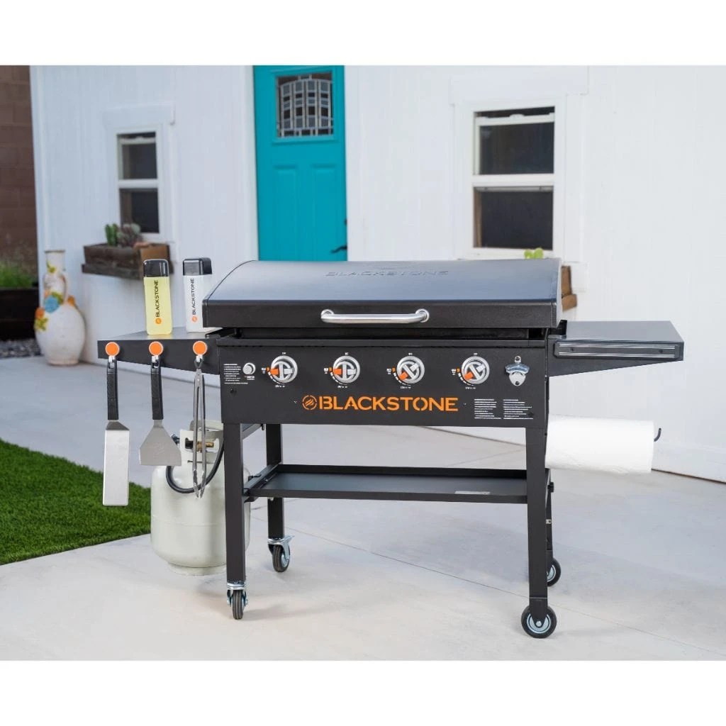 Blackstone 36" 4-Burner Propane Gas Griddle Cooking Station With Hood - Image 4